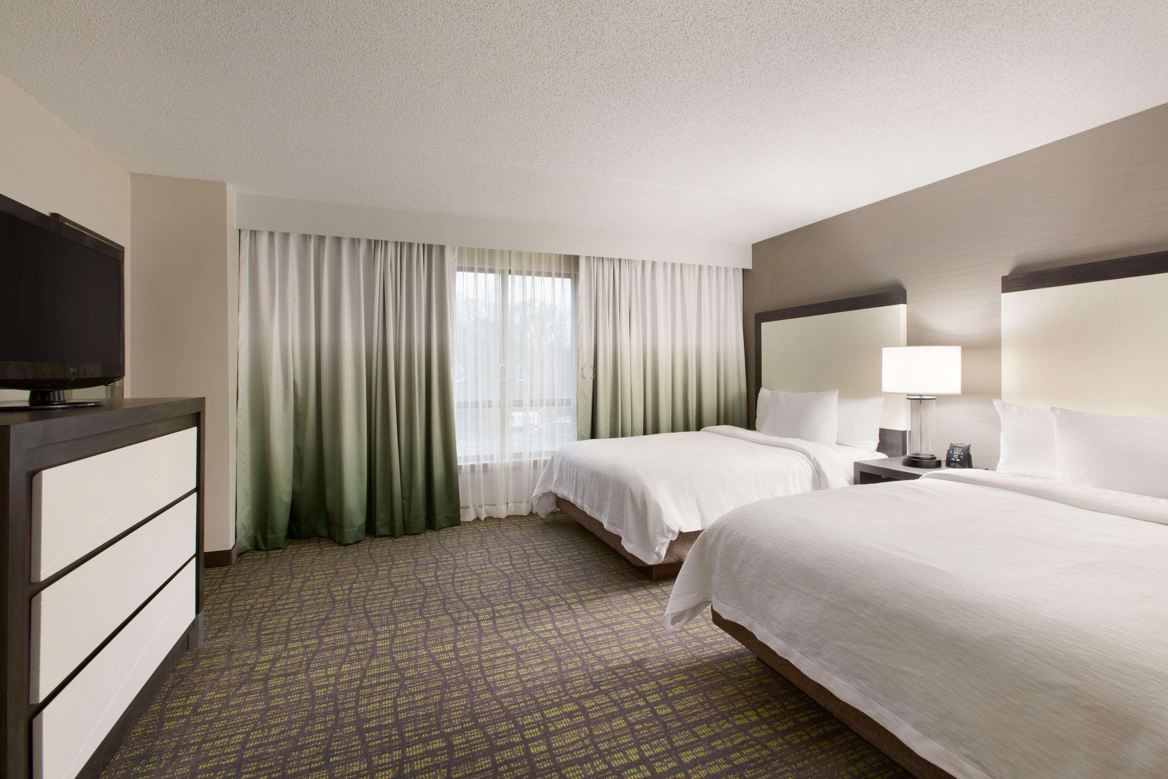 Embassy Suites Newark - Wilmington/South Exterior foto